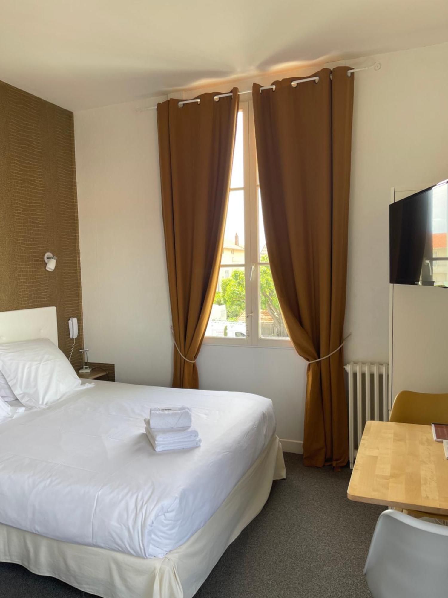 Hotel Michelet Soulac-sur-Mer Exterior foto